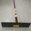 Raschiafango di 50cm temprato con manico in metallo da 150 cm con finitura verniciata di marca mass